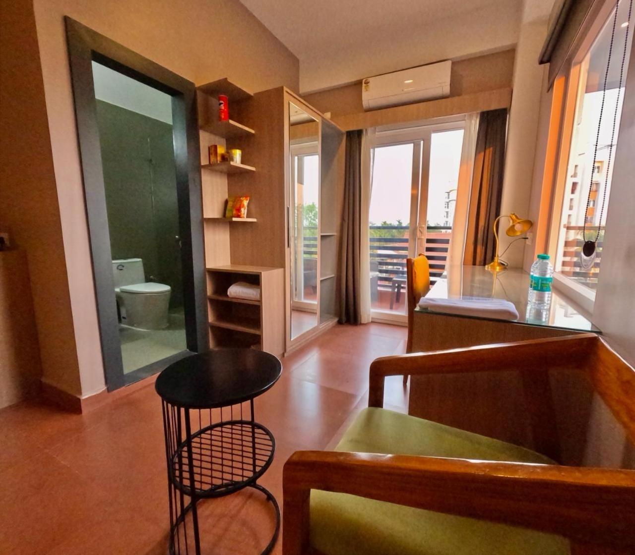 Hotel The Dibrugarh Address Extérieur photo