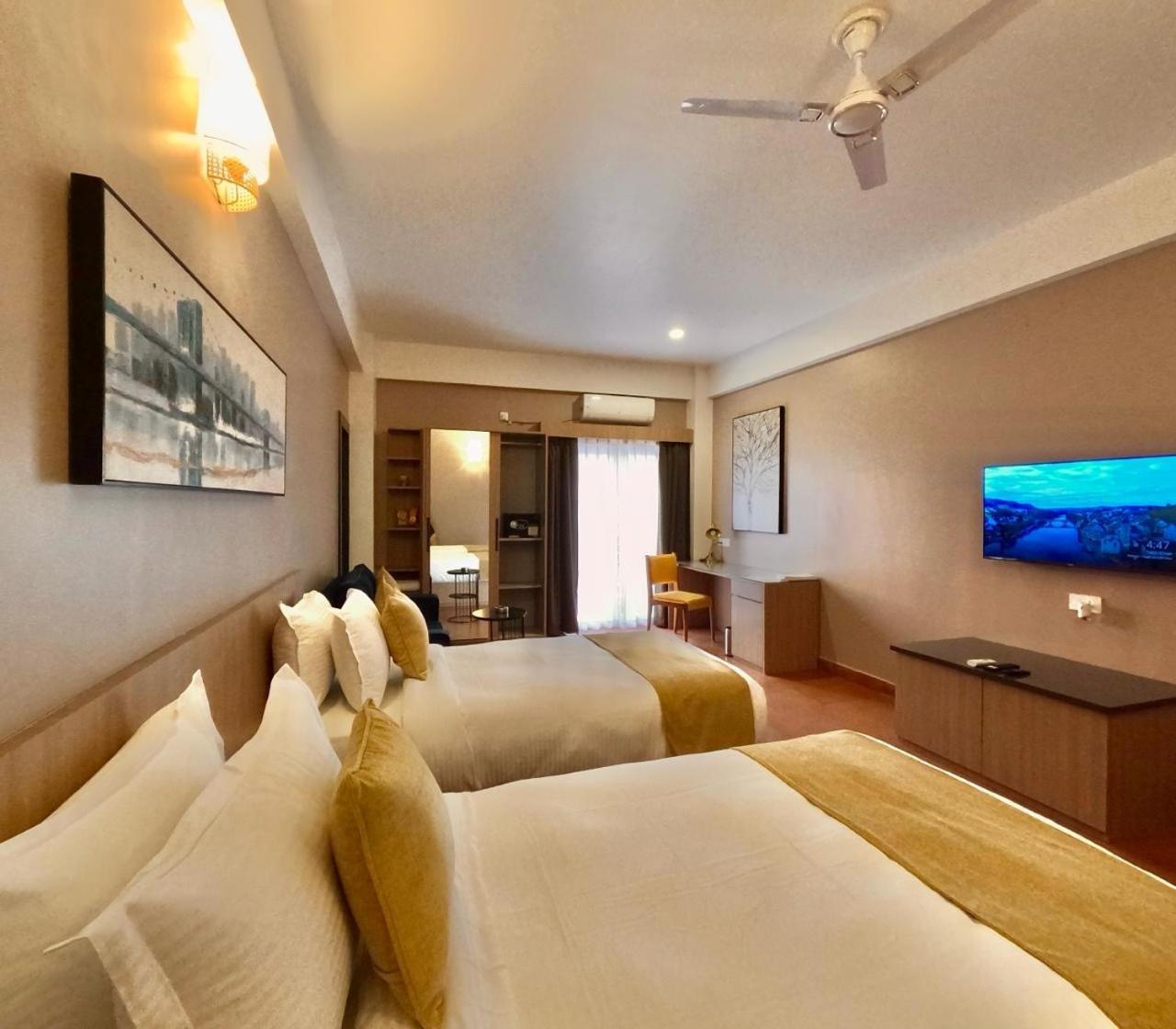 Hotel The Dibrugarh Address Extérieur photo